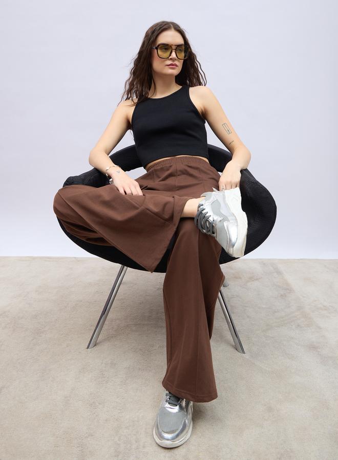 ستايلي جوغر بأرجل واسعة وتفاصيل شارة - Image 5